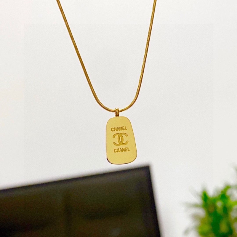 Ch**el necklaces